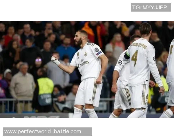 国王杯精彩对决那不勒斯大胜皇马神奇扑救引发转会热议 国王杯精彩对决那不勒斯大胜皇马神奇扑救引发转会热议