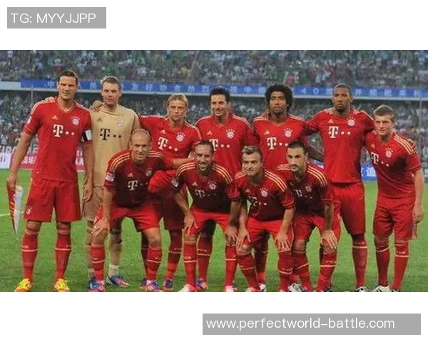 中超经典对决：拜仁与巴黎圣日耳曼激战成平局引发全场热议