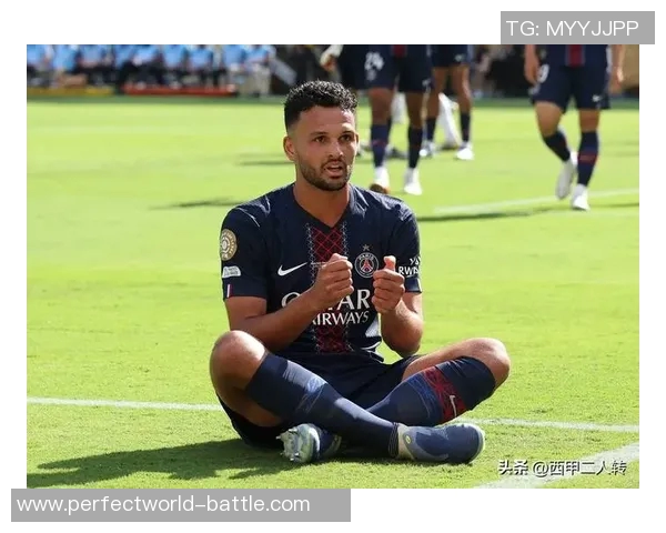 巴萨友谊赛大胜巴黎圣日耳曼六球狂潮引爆全场激情