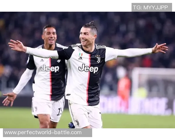 意甲焦点战巴萨与尤文图斯激战成平争议判罚引发全场热议