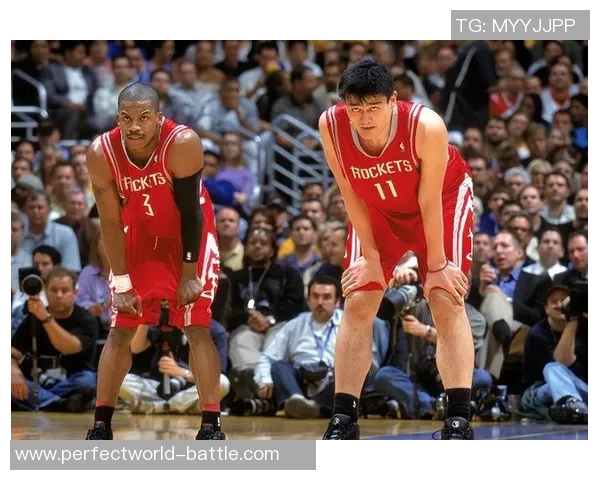 姚明压背的传奇故事与篮球精神的传承之路