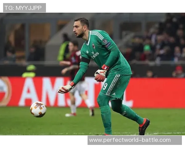 中超热战：巴黎圣日耳曼与那不勒斯激战成平局转会传闻引发热议