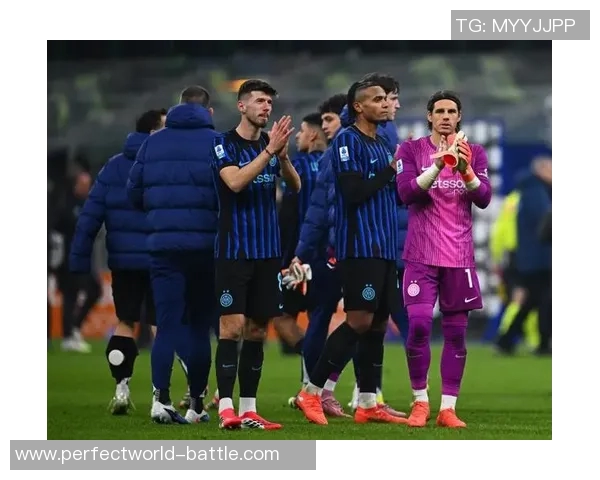 曼联逆转国米3-2晋级世界杯决赛意外瞬间引发全场狂欢