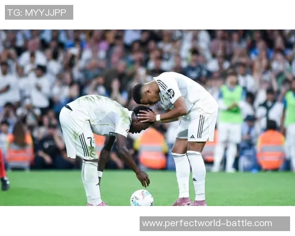 友谊赛精彩回顾皇马小胜里昂红牌事件引发全场热议