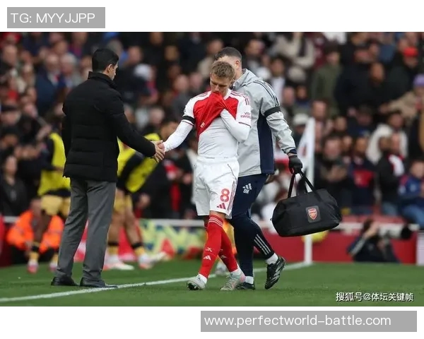 国王杯激战：多特蒙德与阿森纳战平红牌事件引发全场热议